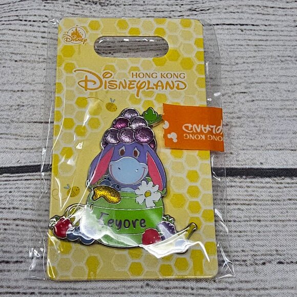 NEW! HKDL Winnie the Pooh Fruit Honey Pot Eyeore Pin - Picture 1 of 3